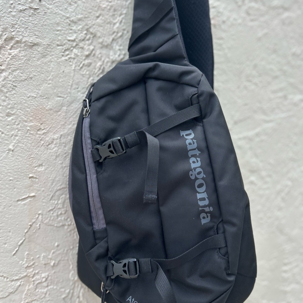 Patagonia Atom Sling 8L bag Black